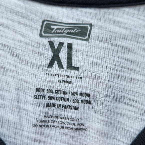 Tailgate 3/4 Raglan Sleeve Sports Tee Steel City NWT Black White - Picture 8 of 9